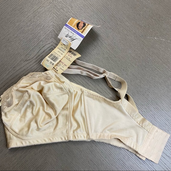NWT Lilyette All Day Everyday Fashion Support Lycra Nude 36DD Bra - Picture 6 of 13
